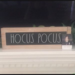 Rae Dunn “Hocus Pocus.” Halloween Decor NWT